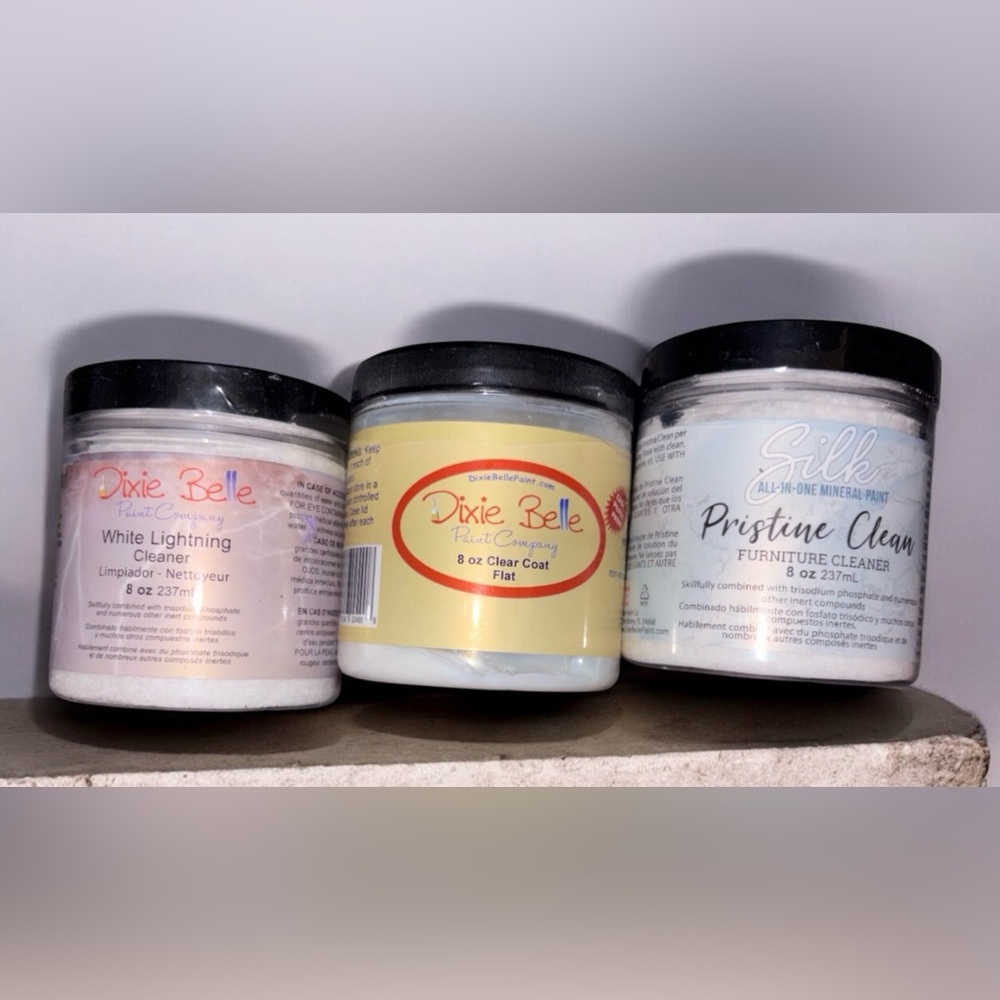 Dixie Belle Chalk Paint Clear Coat Flat Pristine Clean & White Lightning Cleaner